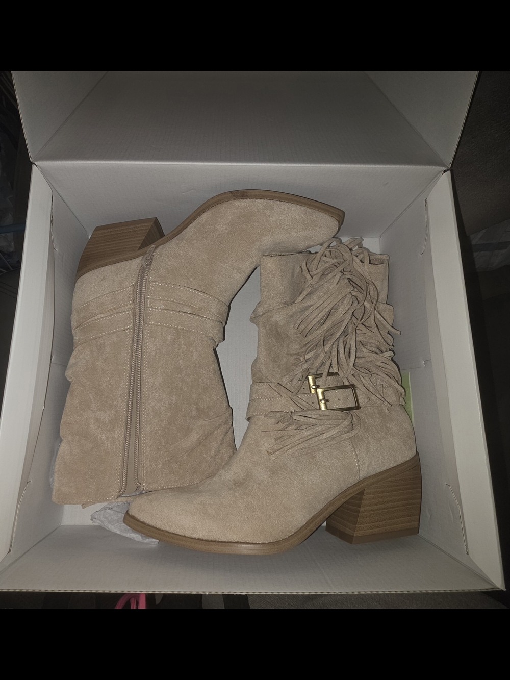 Madden NYC Women's Faux Suede Fringe Boots Size 8 BNIB - Picture 4 of 10